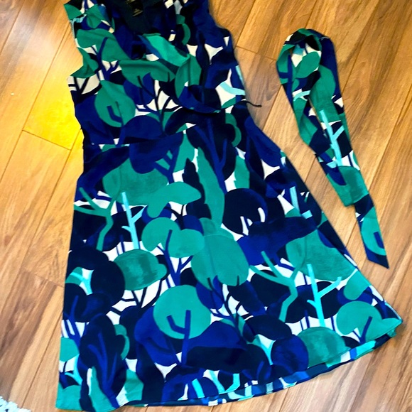 Ann Taylor Green/Blue Flutter Dress - Picture 1 of 2